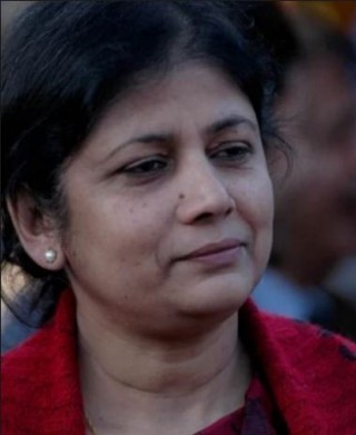 समाजवादी पार्टीकी सांसद सरिता गिरीलाई प्रहरीले पक्राउ गर्न सक्ने