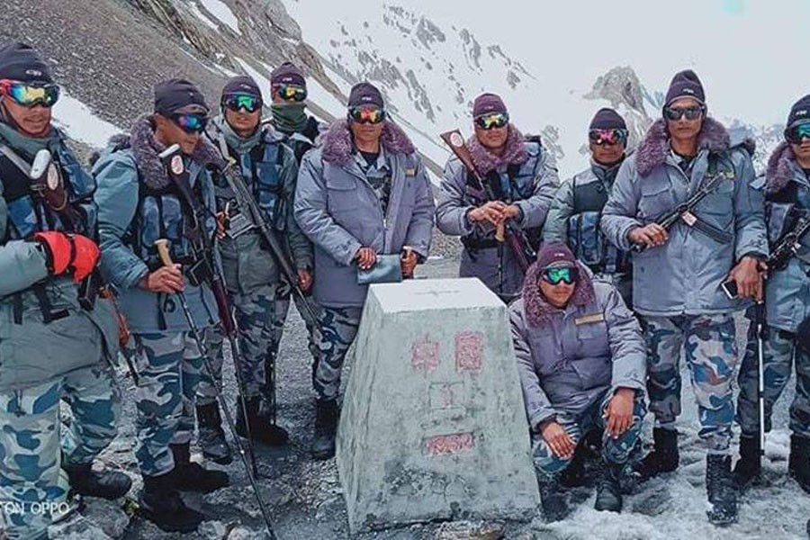 नेपाल–भारत-चीन सीमाको १ नम्बर पिल्लर पुगेर फर्कियो फौज