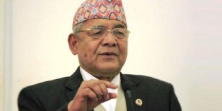 बैठकमा बामदेब गर्जन-महाकाली  सन्धि गर्नेहरुले क्षमा माग्नु  पर्छ