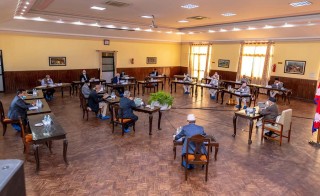 साउन ७ सम्म अहिलेकै लकडाउन लम्ब्याउने निर्णय, ‘एसएमएस’ अनिवार्य