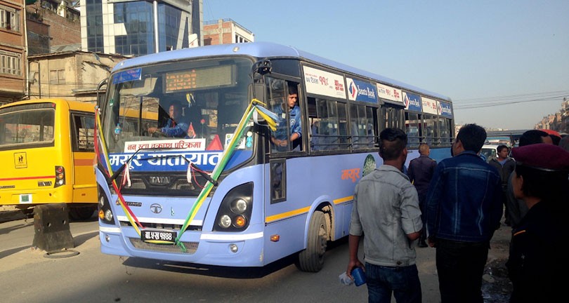 उपत्यकामा सञ्चालनमा आयो मयुर यातायात