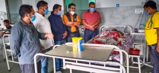 बाढीपहिरो पीडितलाई आर्थिक सहयोग, निशुल्क उपचारको लागि पहल