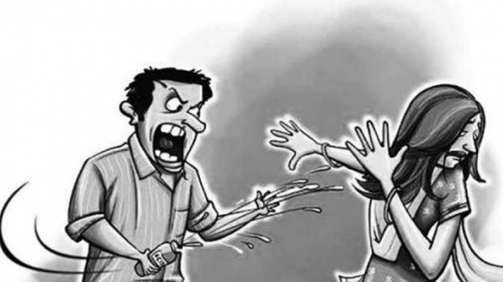 राजधानीको सीतापाइलमा  २२ वर्षीया पवित्रा कार्की माथि एसिड प्रहार