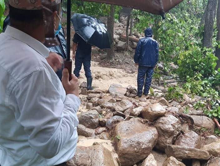 बुटवलको लक्ष्मीनगर पहिरोको उच्च जोखिममा