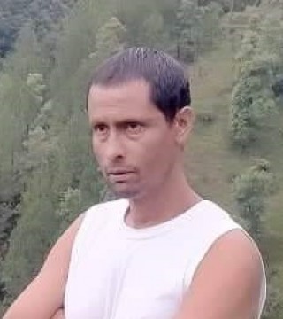 किन कि उ कम्युनिस्ट हो ?