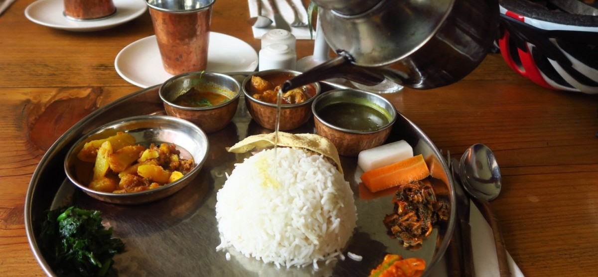 वषौँदेखि  खुला आकाशमा रात दिन काट्नुपर्ने बाध्यतामा दलित परिवार :गाँस, बास र कपासकै समस्या