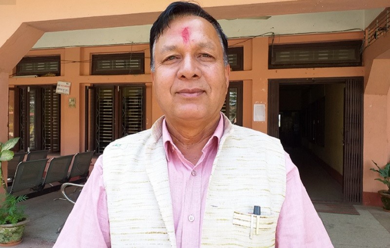 चितवनका रत्ननगर नगरपालिकाका मेयर नारायण बनलाई शुक्रबार कोरोना पुष्टि