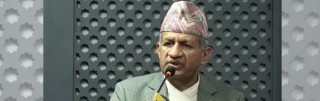 कोरोनाको उच्च जोखिम छ, दशैंमा काठमाडौं छोडेर गाउँ नजानु : सरकार