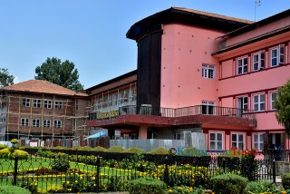 सर्वोच्च र पाटन उच्च अदालतको काम रोकियो