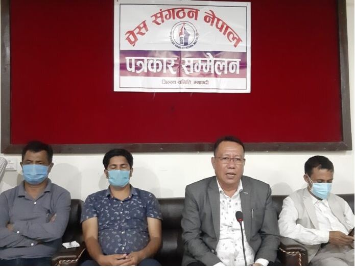 अर्थतन्त्रलाइ चलायमान बनाउन नसके झन बिकराल समस्या उत्पन्न हुन्छ : मन्त्री गुरुङ