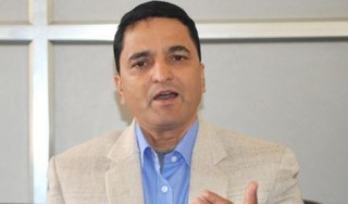 नेकपा समुद्र हो,छाल आयो भन्दैमा आत्तिनु हुँदैन : मन्त्री भट्टराई