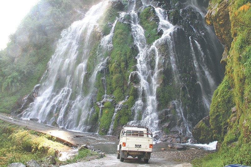 बेँसीशहर–चामे सडकअन्तर्गत लमजुङतर्फको खण्ड करिब दुई महिनापछि पूर्णरूपमा खुल्यो
