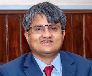 "प्रचण्डले पूर्ण ढंगले बाँडेको राजनीतिक प्रस्ताव स्वयंमा अनधिकृत, गैरजिम्मेवार, अनैतिक,अराजनीतिक प्रस्ताव"
