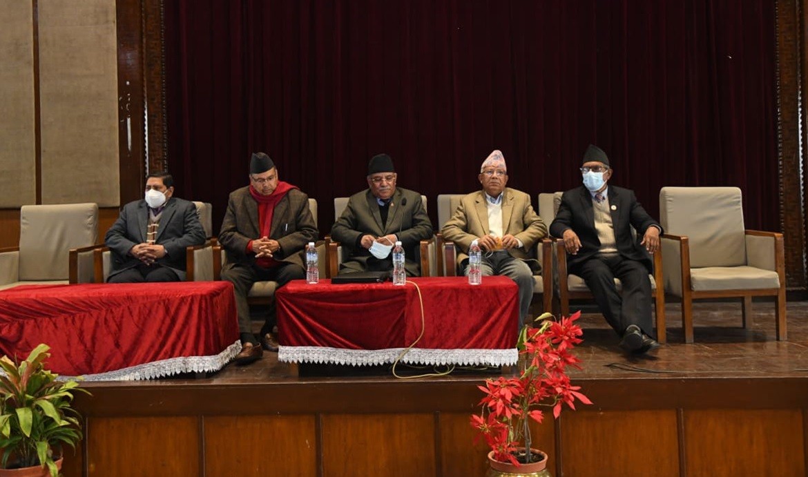 प्रचण्ड–नेपाल पक्षको स्थायी समिति बैठक सुरु