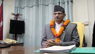 सरकार गठन गर्ने विकल्प रहँदासम्म संसद विघटन हुन सक्दैन - सभामुख अग्निप्रसाद सापकोटा