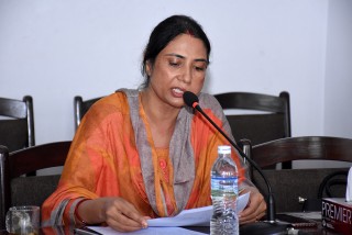 दाहाल–नेपाल समूह छाडेर ओली समुह लागे पछी श्रीमान पछी श्रीमति बने महिला, बालिबालिका मन्त्री