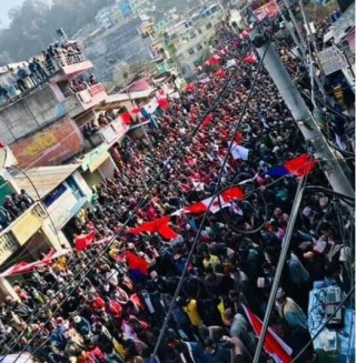 ओली र नेपाल–दाहाल समूहले एकअर्काविरुद्ध काउन्टर सभा