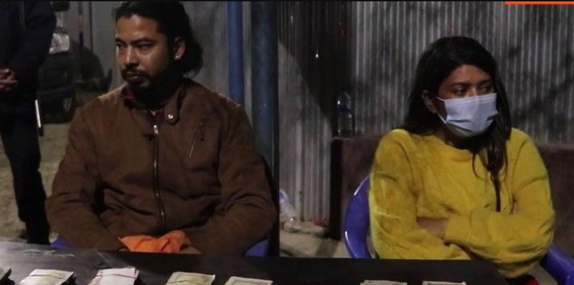 ११ लाख घुस लिने महिला प्रहरी हवल्दार सहित २ जना पक्राउ