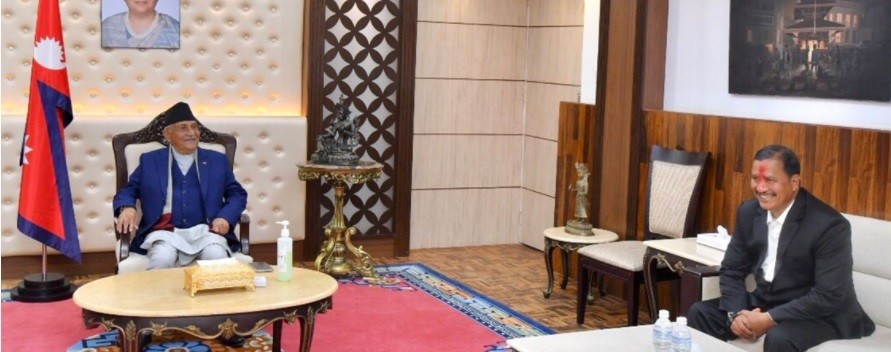 प्रधानमन्त्री ओली र नेकपा महासचिव विप्लव बीच भेट:के भयो कुराकानी ?