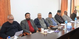 महाधिवेशनको चटारो र नयाँ सत्ता समीकरणको कसरतको बेला कांग्रेस बैठक बस्दै