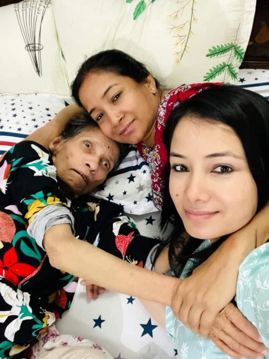प्रचण्ड पत्नी सीता दाहालको तस्बिर सामाजीक सञ्जालमा भाइरल हुदैँ