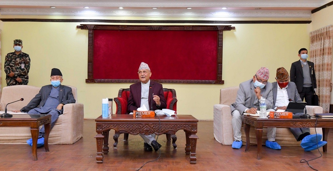 एमाले बैठक रोक्न नमानेपछि नेपाल समूहका नेता बाहिरिए,एमालेले देउवालाई विश्वासको मत नदिने