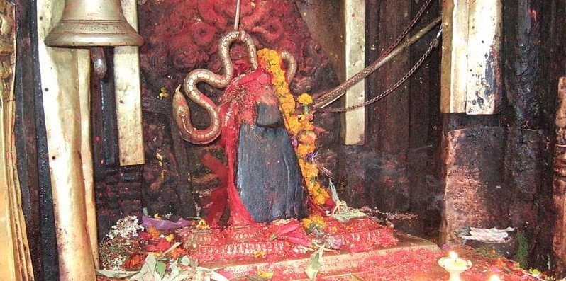 दोलखाको भीमेश्वर मन्दिरको शिलामा ‘पसिना’,अनिष्ट हुने जनविश्वास