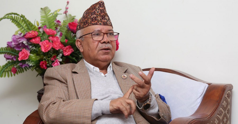 मन्त्री श्रेष्ठलाई एक मिनेट पनि पदमा बस्ने नैतिकता छैनः माधव नेपाल