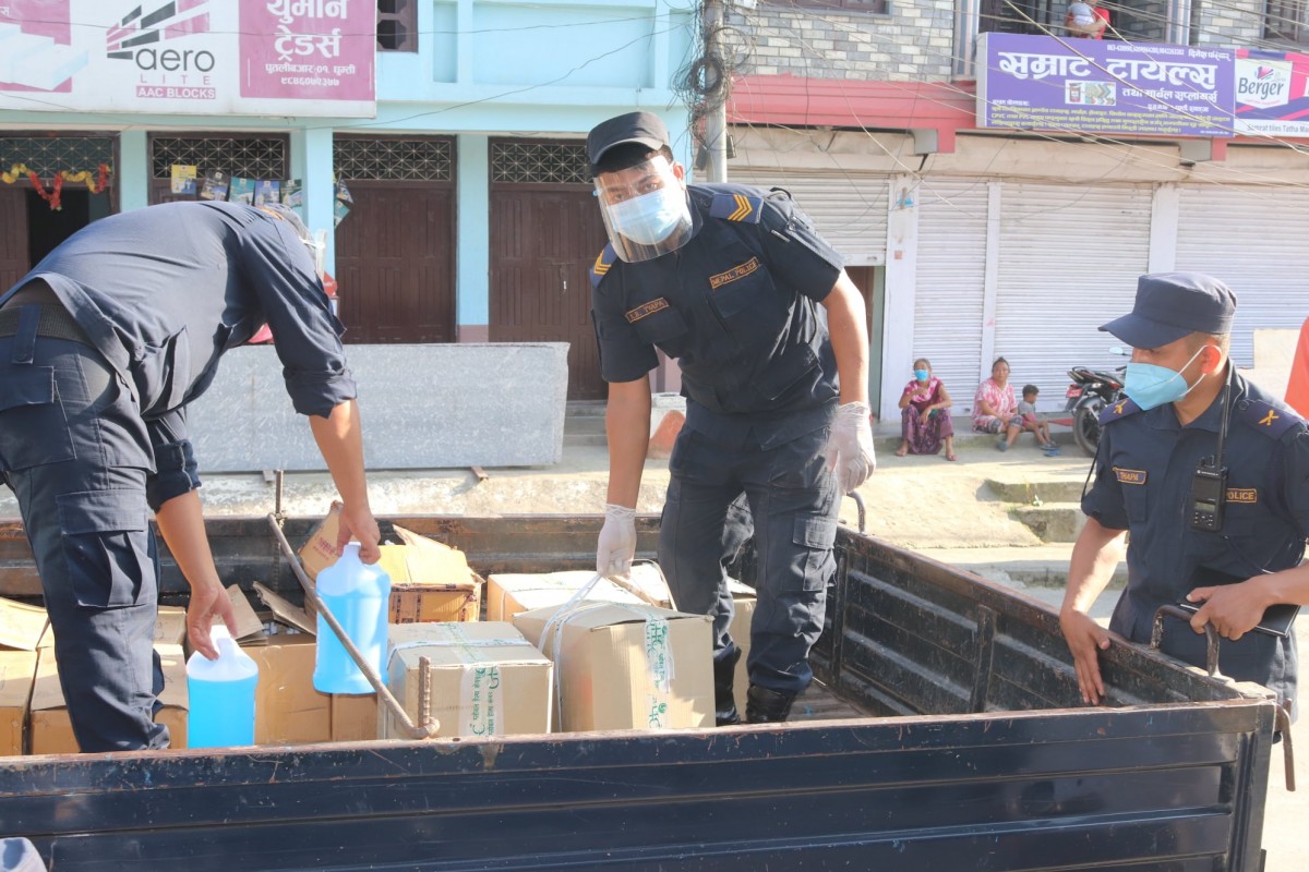 स्याङ्जामा नक्कली सेनिटाइजरको कारोबारी गर्ने पौडेल पक्राउ