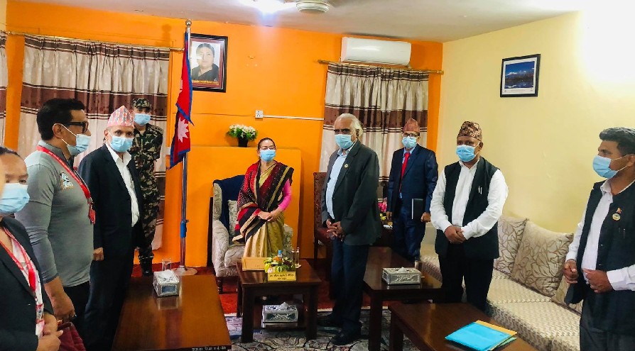 गण्डकी प्रदेशको  विपक्षी गठबन्धन हस्ताक्षर प्रदेश प्रमुखले आज सनाखत गर्दै