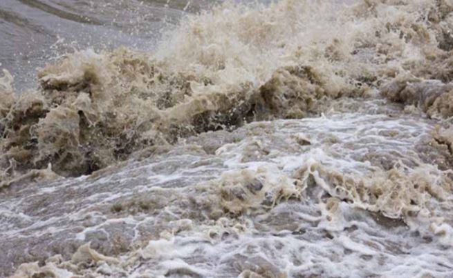 म्याग्दीको सदरमुकाम मङ्गलाघाटस्थित बस्तीसहित सरकारी कार्यालयका भवन जोखिममा