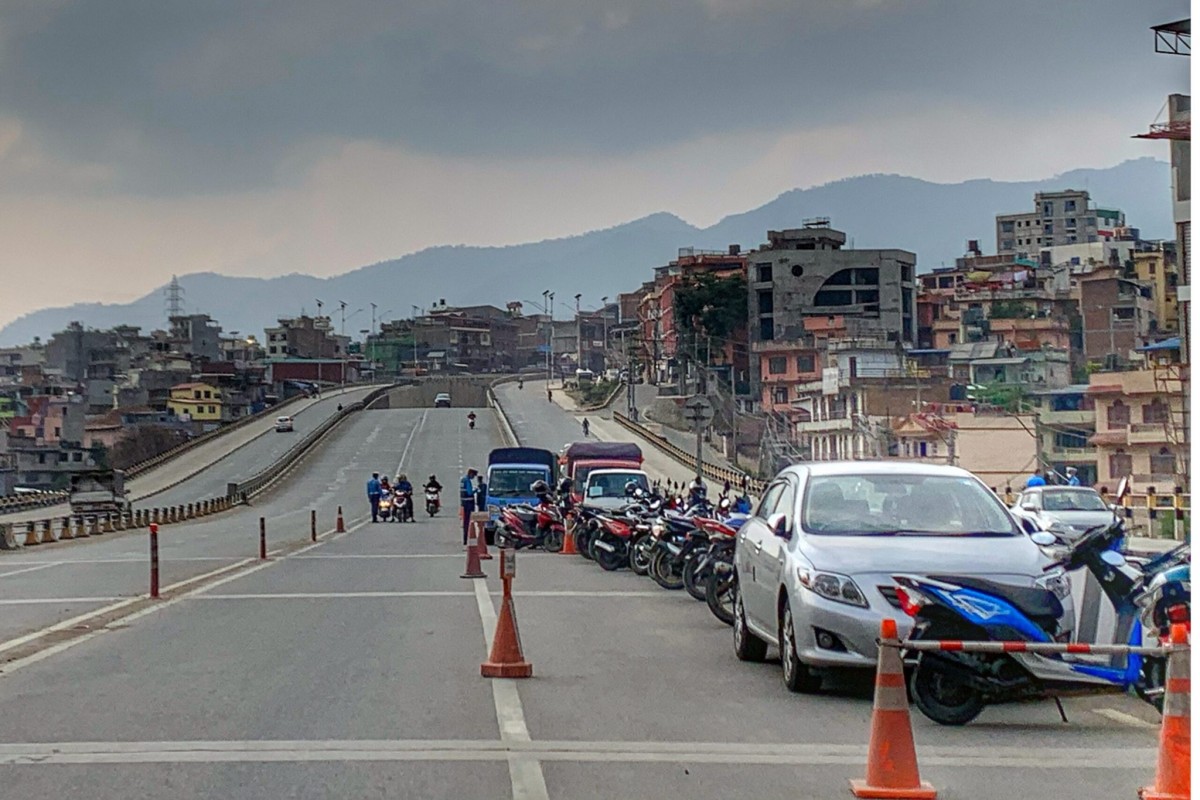 सार्वजनिक यातायात समेत खोल्ने गरी उपत्यकामा थप एक साता निषेधाज्ञा थप गर्ने तयारी