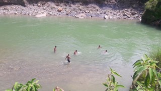 विद्यालयबाट फर्कंदै गर्दा खोलाले बगाएर बालिकाको मृ त्यु