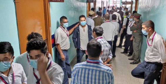 नेपाल एयरलाइन्समा कर्मचारीले गरे तालाबन्दी