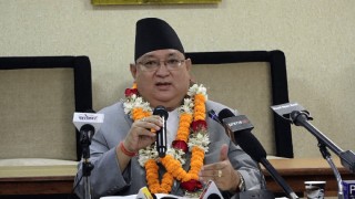 सङ्क्रमितको निःशुल्क तथा सर्वसुलभ उपचार प्रमुख प्राथमिकतामा: स्वास्थ्यराज्यमन्त्री