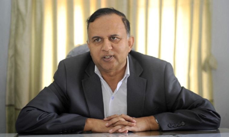मत नहाल्नू भन्ने उर्दी अनौठो विषय होइन,पर्चा बाँडिनु आचारसंहिताविपरीत छैन :शंकर पोखरेल