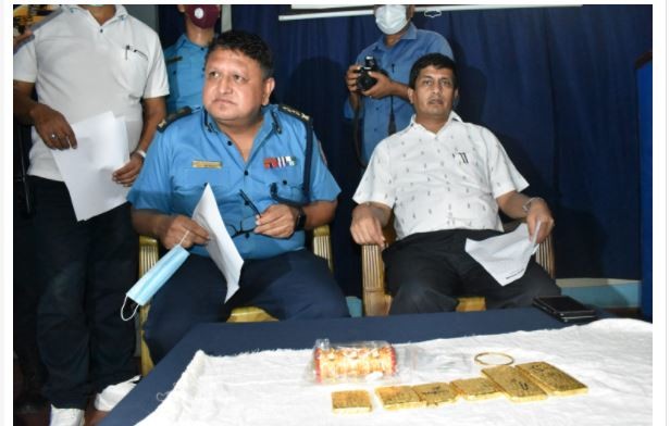 प्रहरीले बरामद गरेको ४ किलो सुन नेपालगन्जका व्यापारीको,कसरी छिर्‍यो विमानस्थलबाट सुन ?