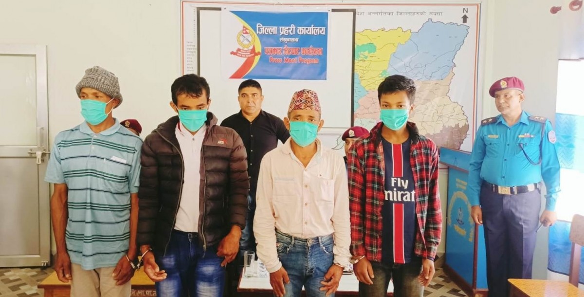 संखुवासभा हत्याकाण्ड : घटनामा संलग्न भएको आरोपमा थप चार जनालाइ प्रहरीले गर्यो सार्वजनिक