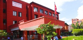 कोरोनाको जोखिम कायमै छ, दशैंमा घर फर्किनेहरूले परीक्षण गर्नुस्:स्वस्थ्य मन्त्रालय