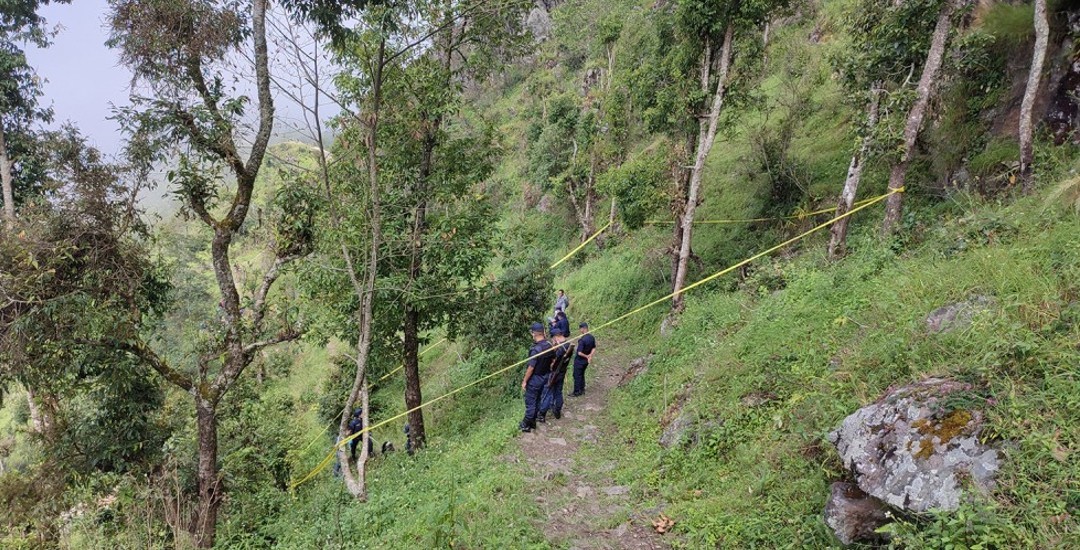 ताप्लेजुङमा १८ वर्षीया युवती मृ त फेला