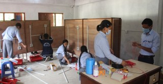 व्यवहारिक शिक्षा पढ्न सहरका विद्यार्थीले रोजे गाउँको विद्यालय
