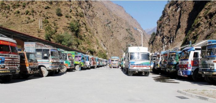 खासामा रोकिए दशैँका सामान