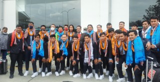 साफ उपविजेता नेपाली राष्ट्रिय फुटबल टिम स्वदेश फर्किए, तर फर्केनन कोच अब्ब्दुल्लाह अलमुताइरी