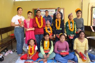 म्याग्दीकाे बालगृहमा सामूहिक भाइटीका