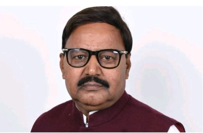 प्रदेश २ :  उद्योगमन्त्री रामनरेश राय यादव बर्खास्त