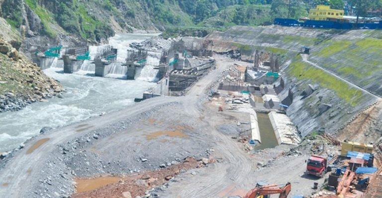 भोटेकोसी जलविद्युत् आयोजनाविरुद्ध स्थानीयवासी आन्दोलित