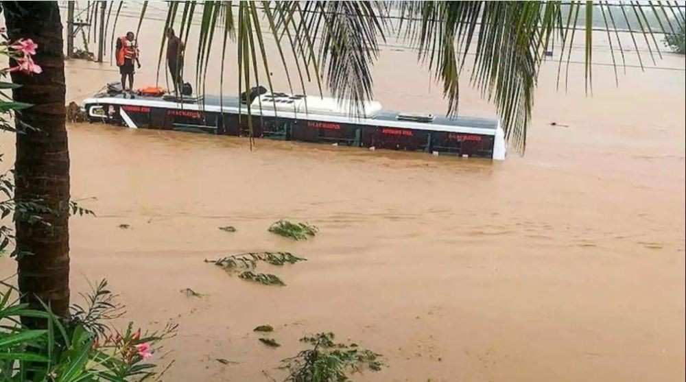 भारतको आन्ध्र प्रदेशको बाढीमा १७ जनाको मृत्यु, दर्जनौ बेपत्ता