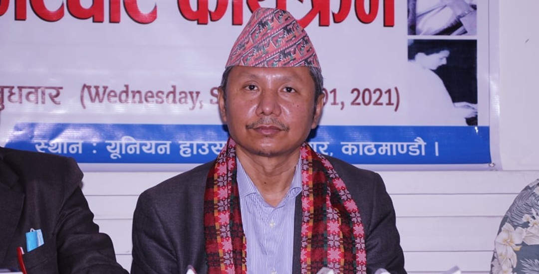कांग्रेस सभापतिमा पहिलाे कल्याण गुरुङले गरे उम्मेदवारी दर्ता