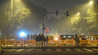 कोभिड संक्रमण बढेपछि भारतको  नयाँ दिल्लीमा फेरि कर्फ्यू