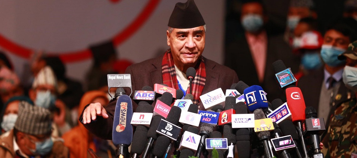 एमसीसीबारे गठबन्धनमा घुमाउराे दबाब
